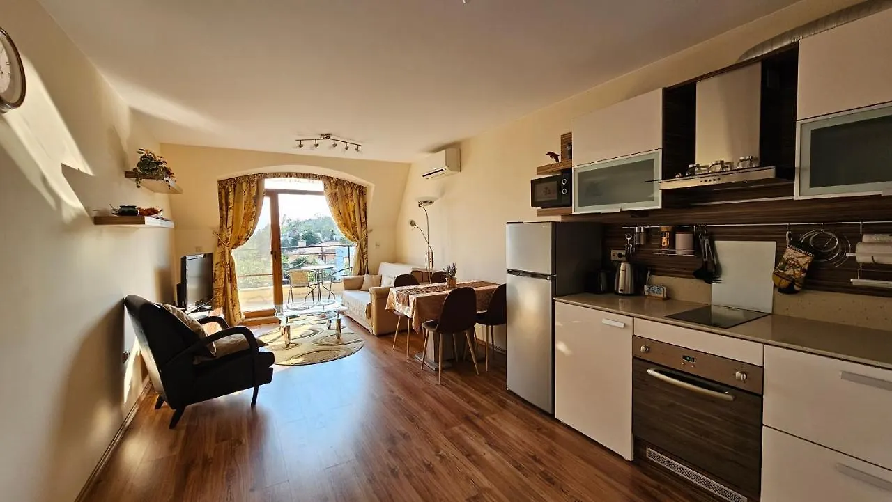 Kros Properties - Euxinograd فارنا