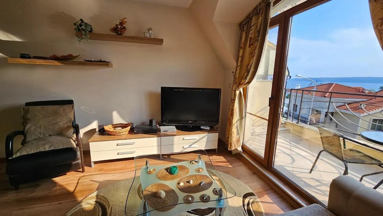 Kros Properties - Euxinograd فارنا
